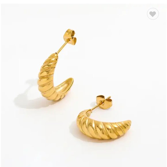 Popular 18K Gold WATERPROOF CROISSANT HOOP EARRINGS lovely gold huggie earrings - Picture 2 of 11